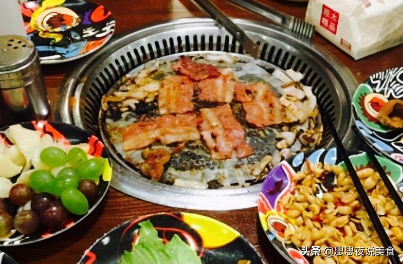 烤肉服务员必须换纸吗,服务员第一次去吃烤肉要换纸吗