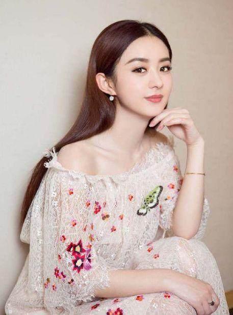 明星的缺陷：范冰冰的屁股，赵丽颖的脚，而她却天生没有子宫