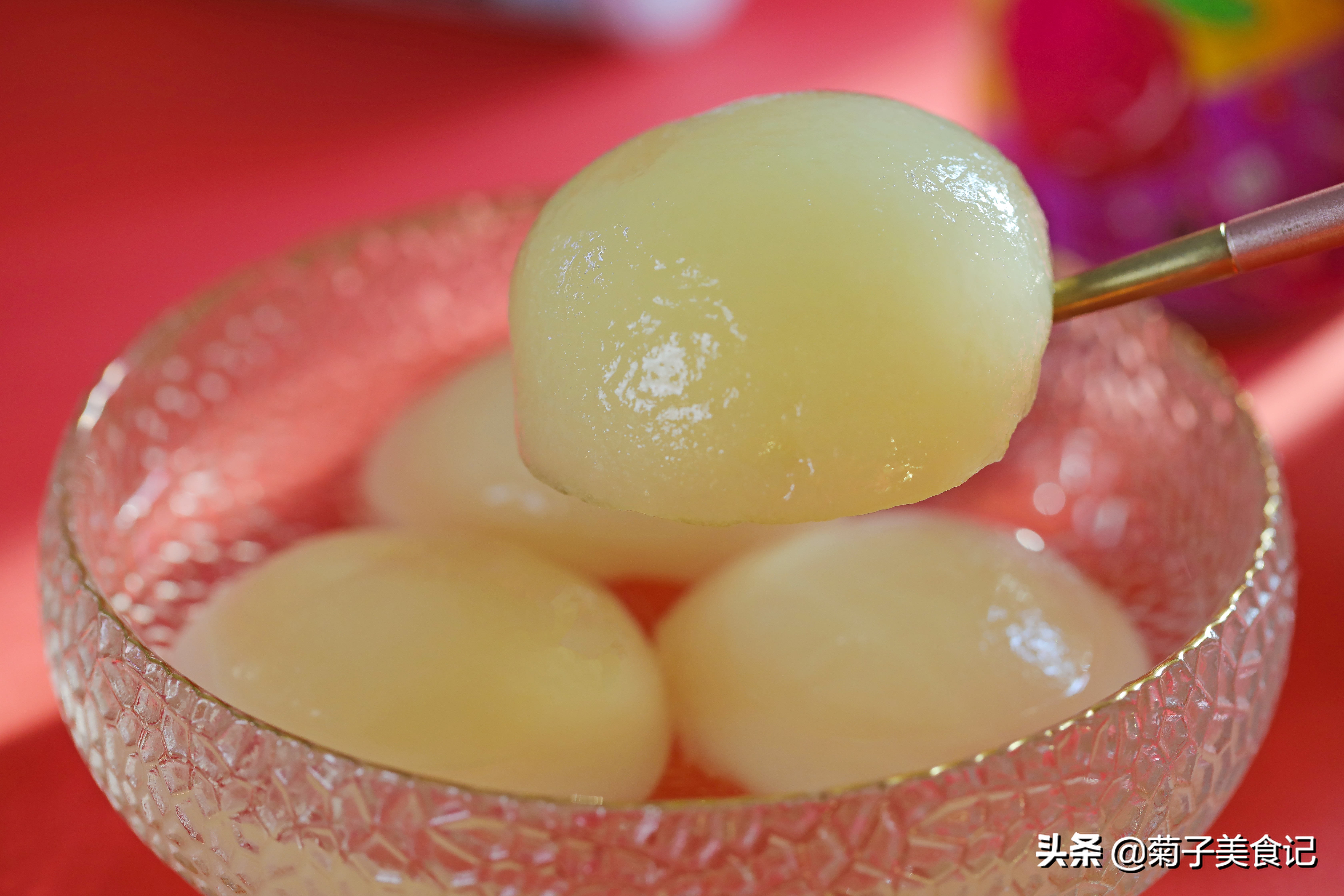 这道甜品适合全家共享,四种口味寓意吉祥,老少皆宜,开胃解腻