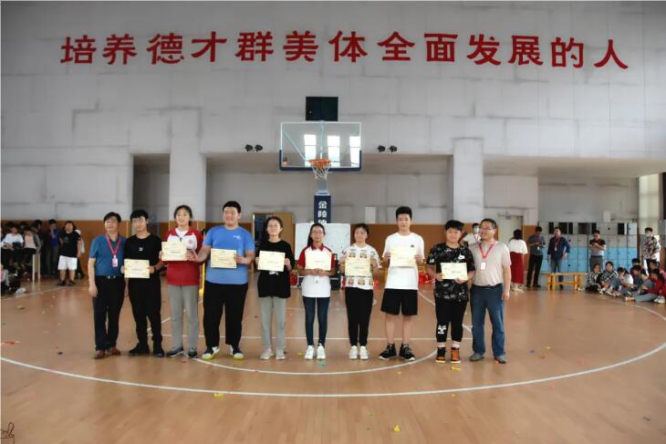 趣味运动会携手共进视频,趣味运动会携手同行