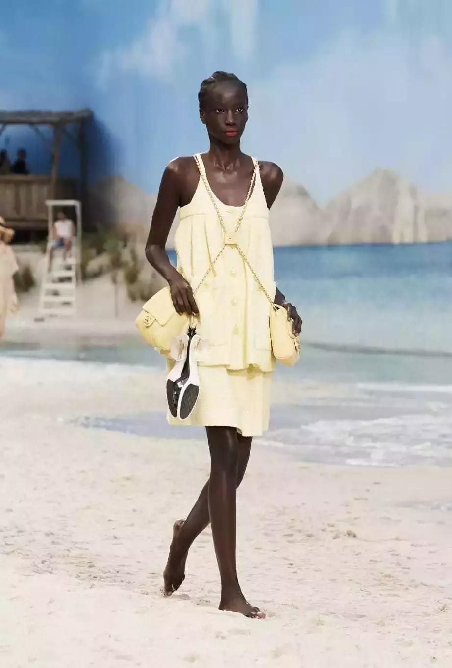 泫雅同款小方包,泫雅同款格子包