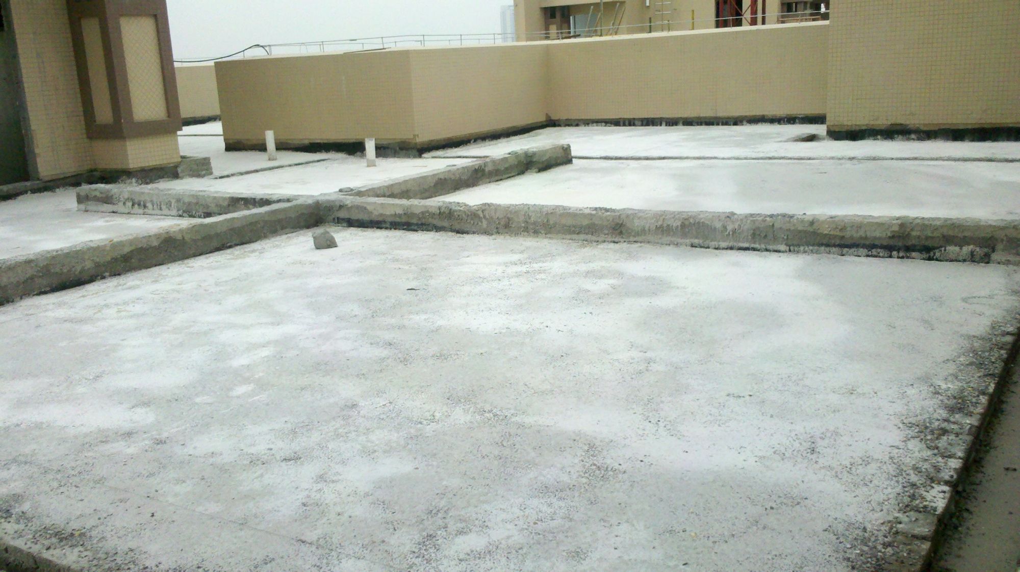 顶楼太热养鸡怎么做隔热,顶楼隔热最有效的方法一个人操作