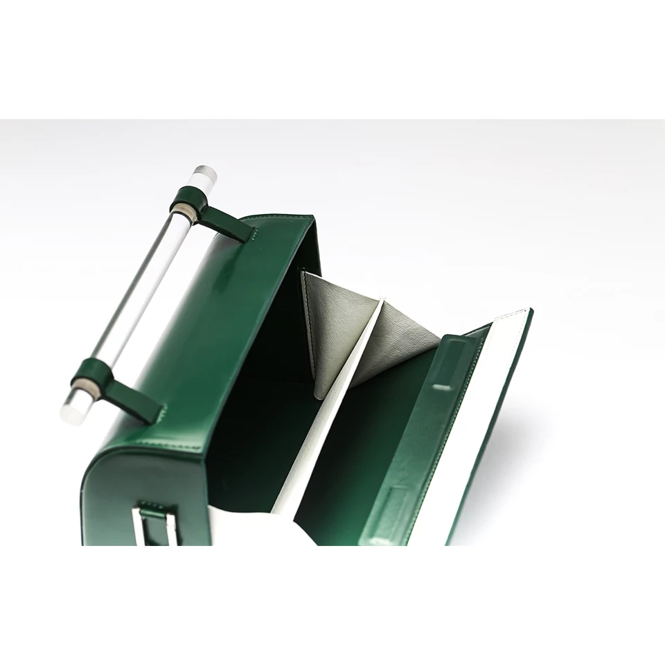 和小ck差不多的牌子的包,小众轻奢包品牌小ck