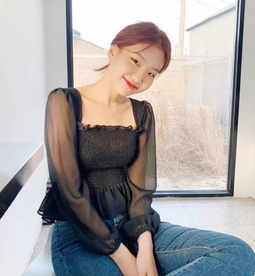 今年挤奶衫火到爆!大胸、小胸都能穿