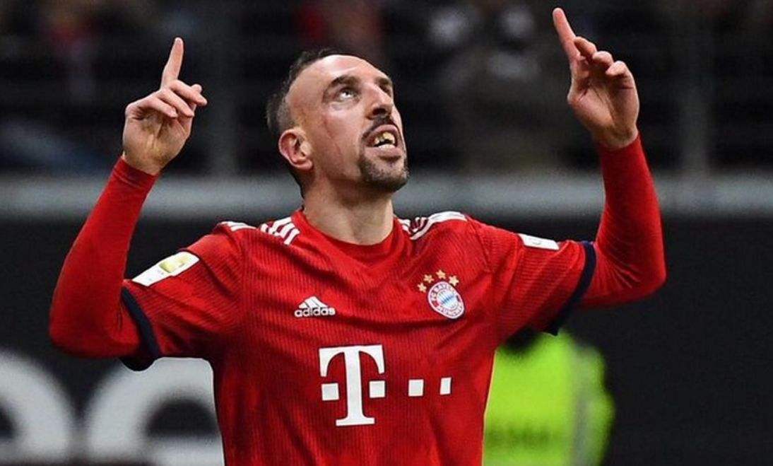 足坛排名巴乔,足坛巨星排行贝肯鲍尔