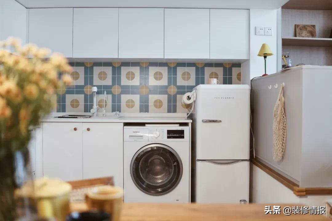 她买下32㎡上海老旧学区房,为女儿打造小桃园还有20㎡舒适大庭院