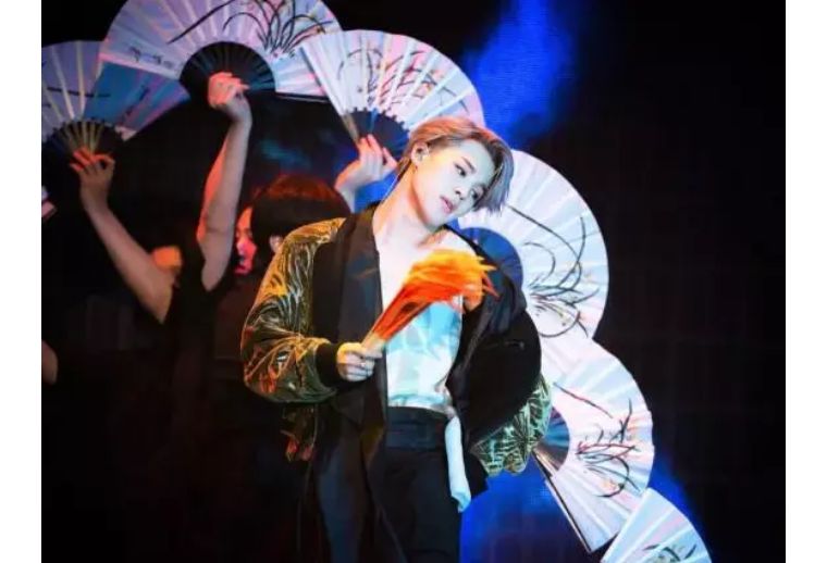 脸颊没肉是太瘦了么,韩国爱豆要瘦到多少斤