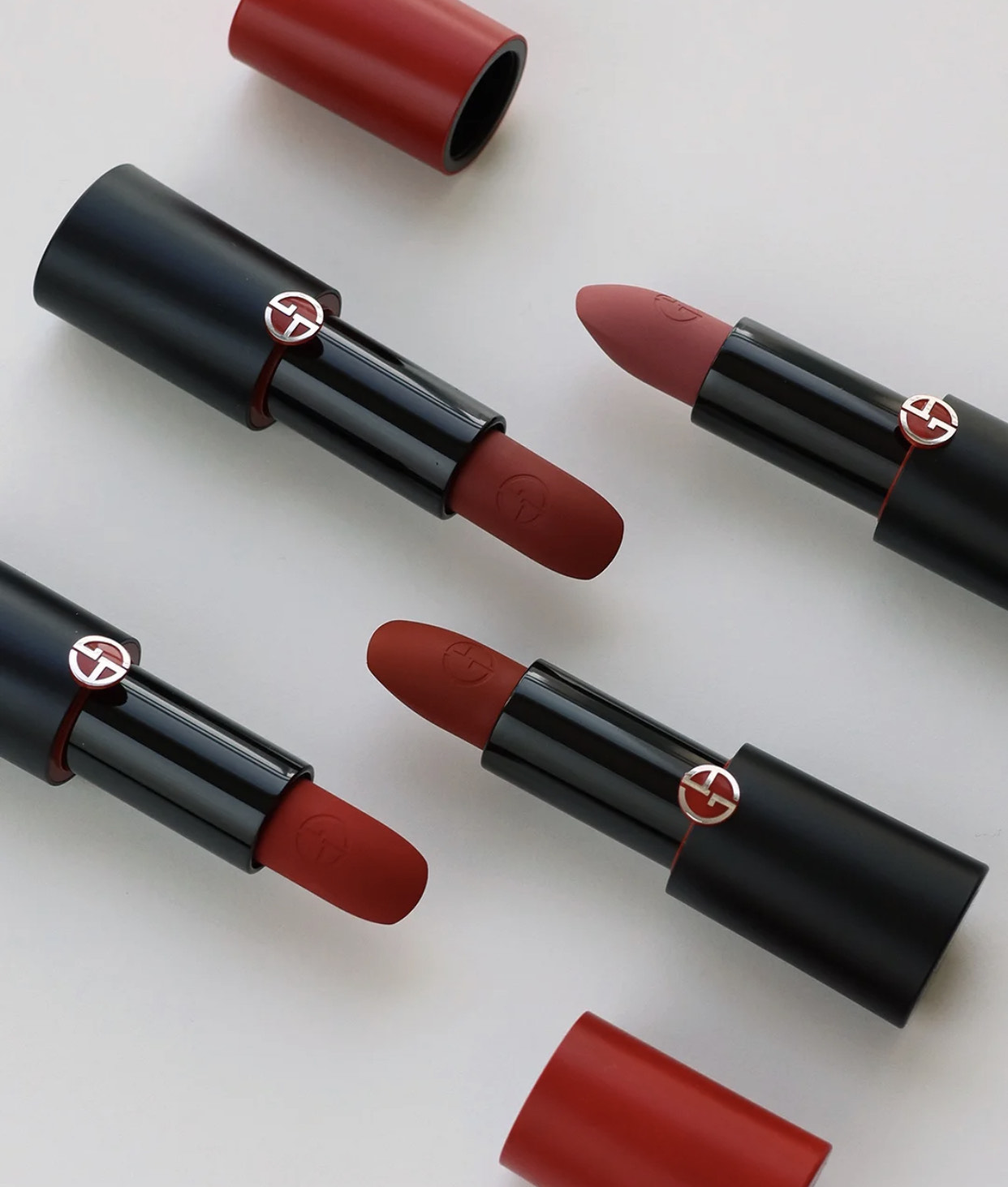 阿玛尼推荐颜色唇膏有哪些,阿玛尼405试色浅唇膏怎么样