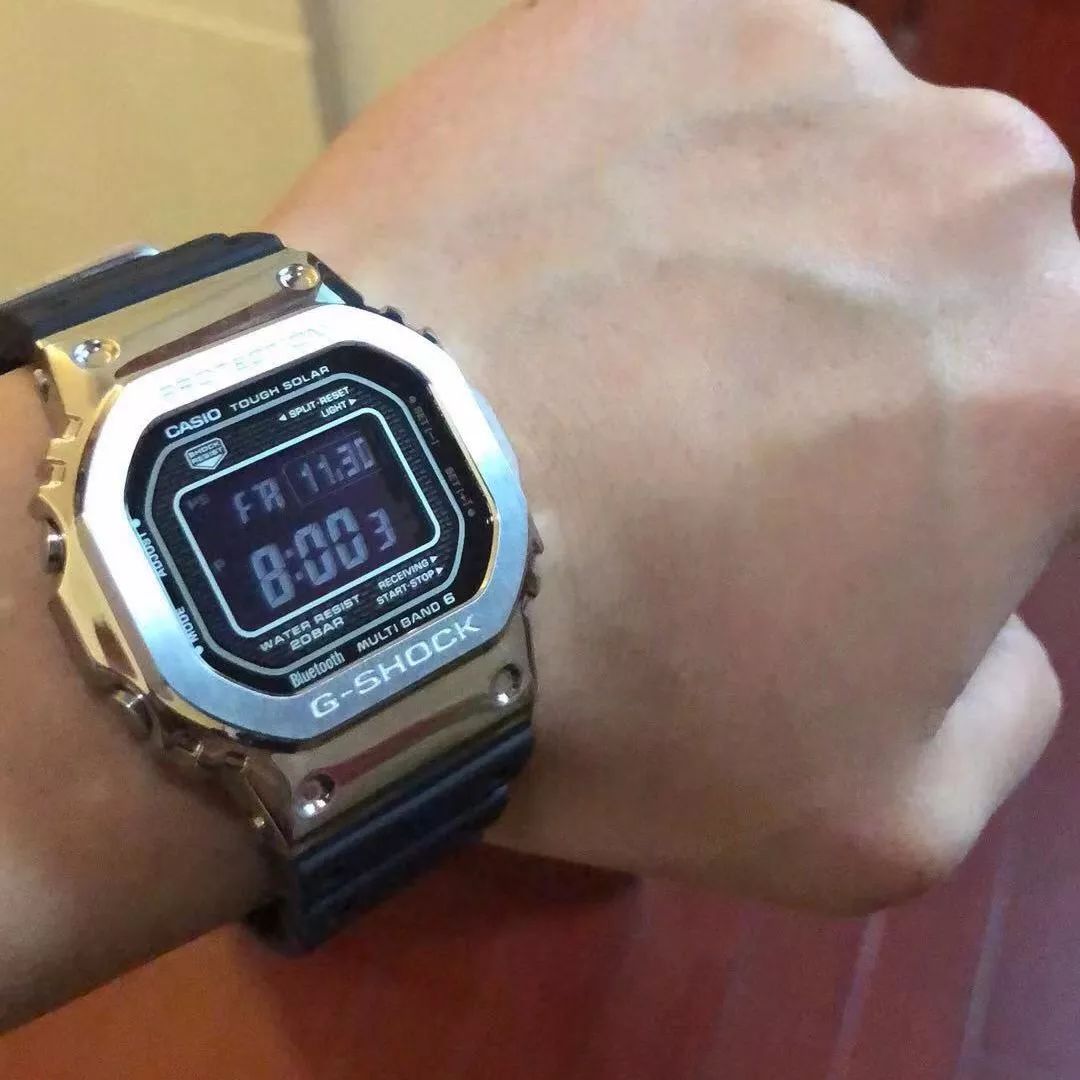 一入表坑深似海，居然有人一年买了24块手表？