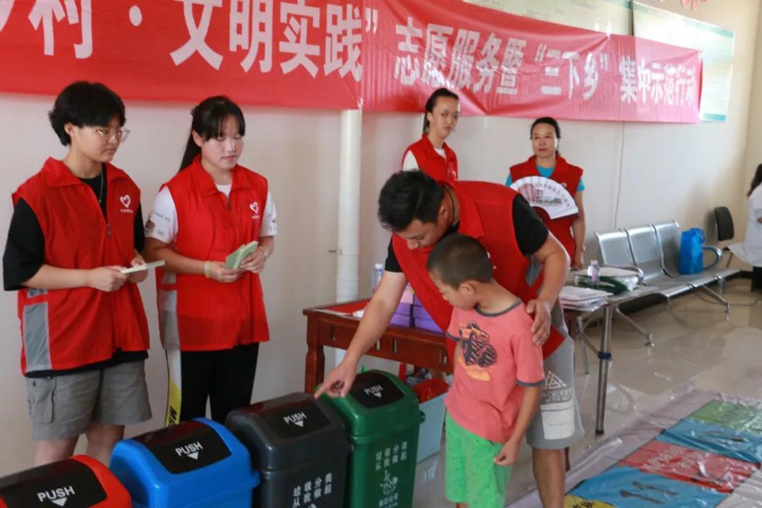 武清区曹子里镇拾棉庄村：富！美！兴！现在起，请叫我全国文明村~