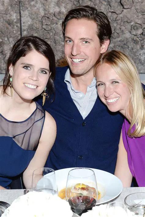 梅根的闺蜜是什么样子的,梅根福克斯和闺蜜