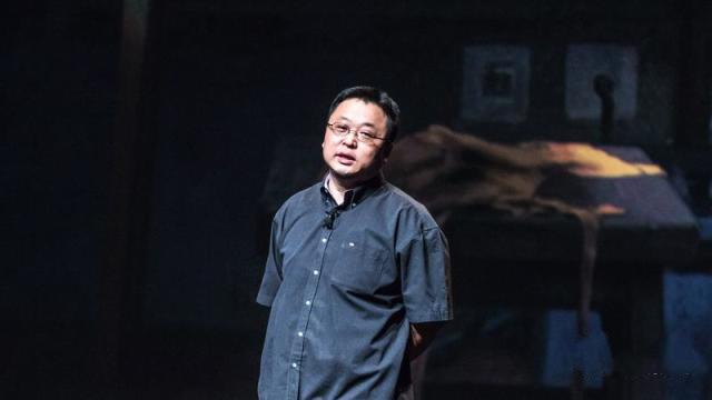 穿过定制衬衫就回不去了