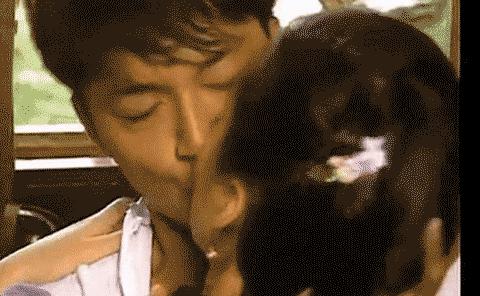 这年头的吻戏都这么激烈的么，嘴唇都是铁做的吧？