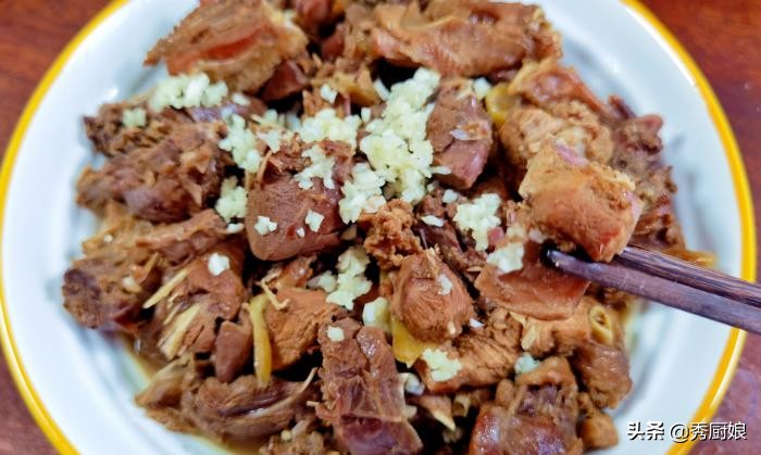 夏天吃兔子肉有什么好处,夏天吃兔肉的好处