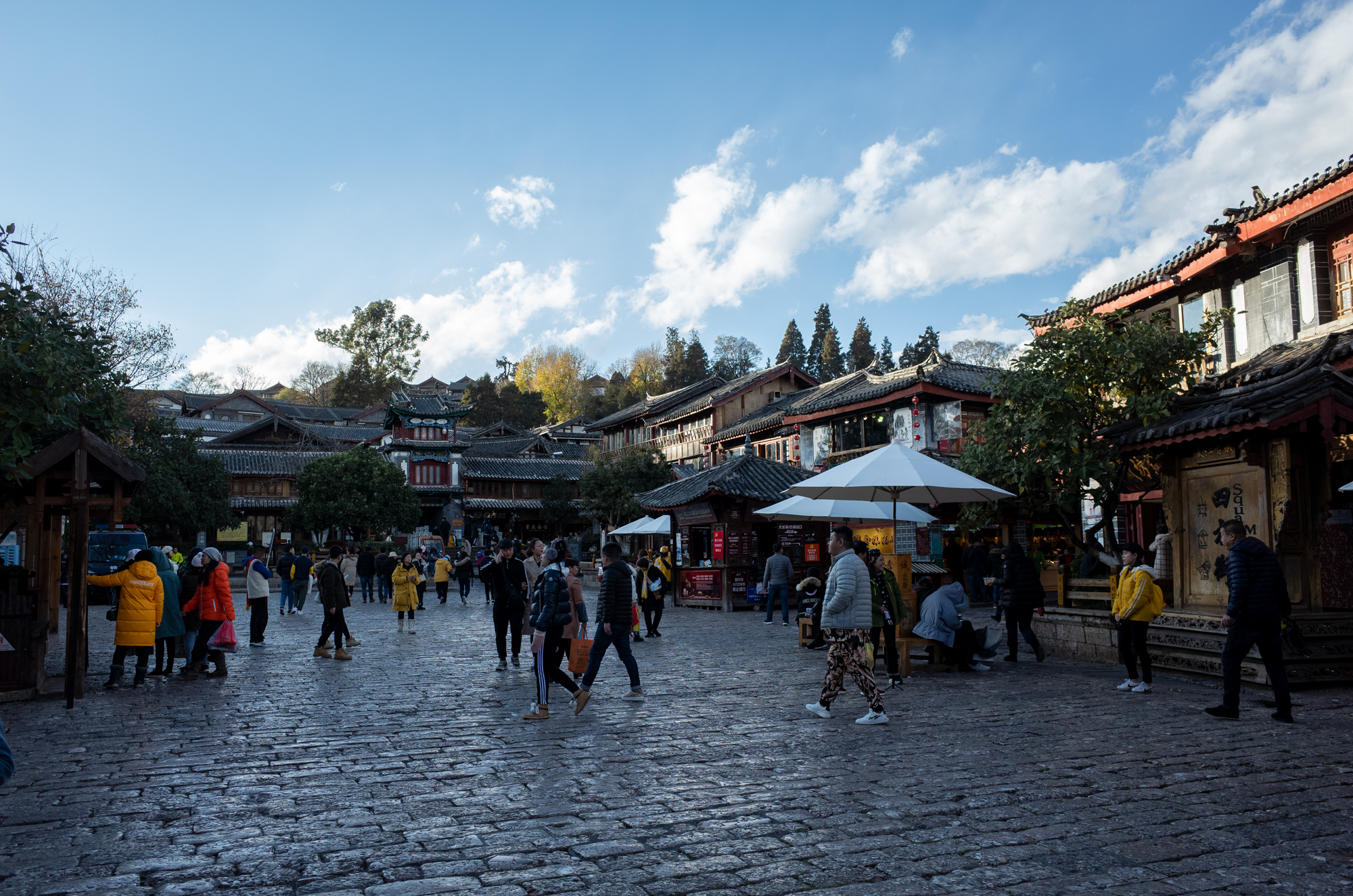 丽江古城四方街旅游攻略,大理丽江古城四方街