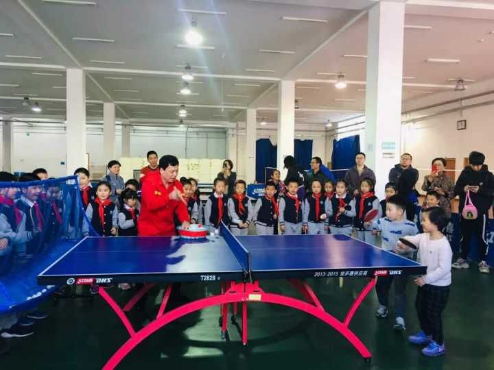 山师大附小二,7中队开展“感受乒乓球文化魅力弘扬残疾人奋斗精神”中队活动