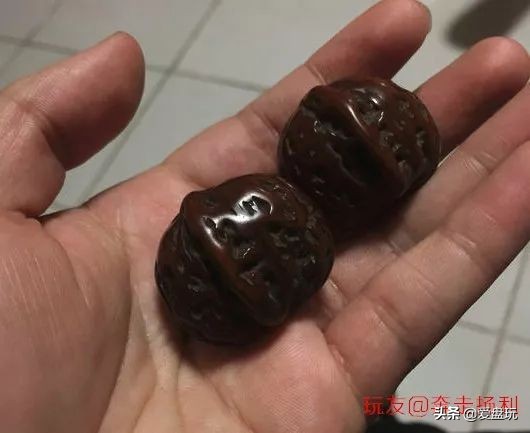 奶奶盘了30年的菩提手串,盘了40年菩提根手串