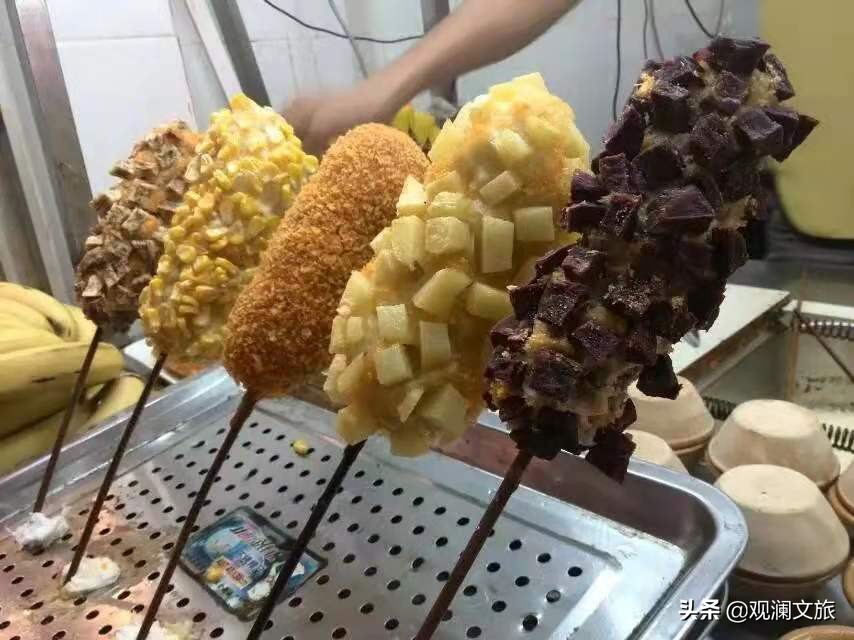 南宁商业街地摊,南宁地摊最大的街道