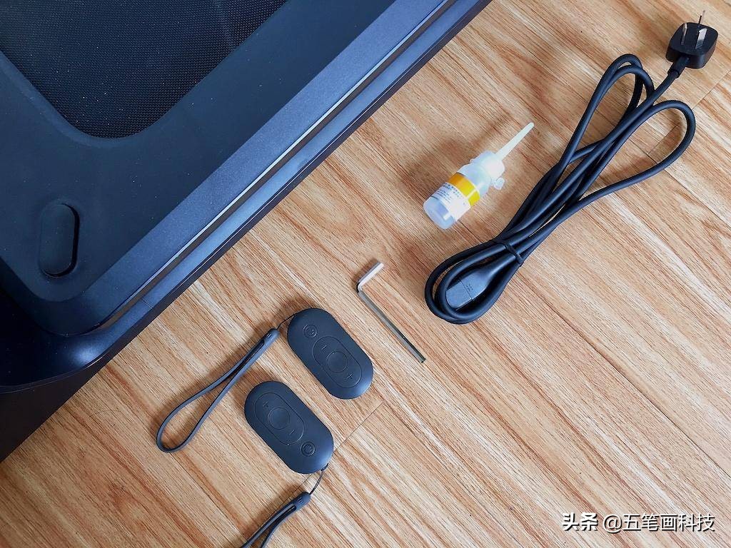 金史密斯折叠跑步机使用方法,乔山跑步机和金史密斯走步机