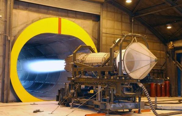 印度光辉战机到底有多厉害,印度的光辉战机什么时候研发的