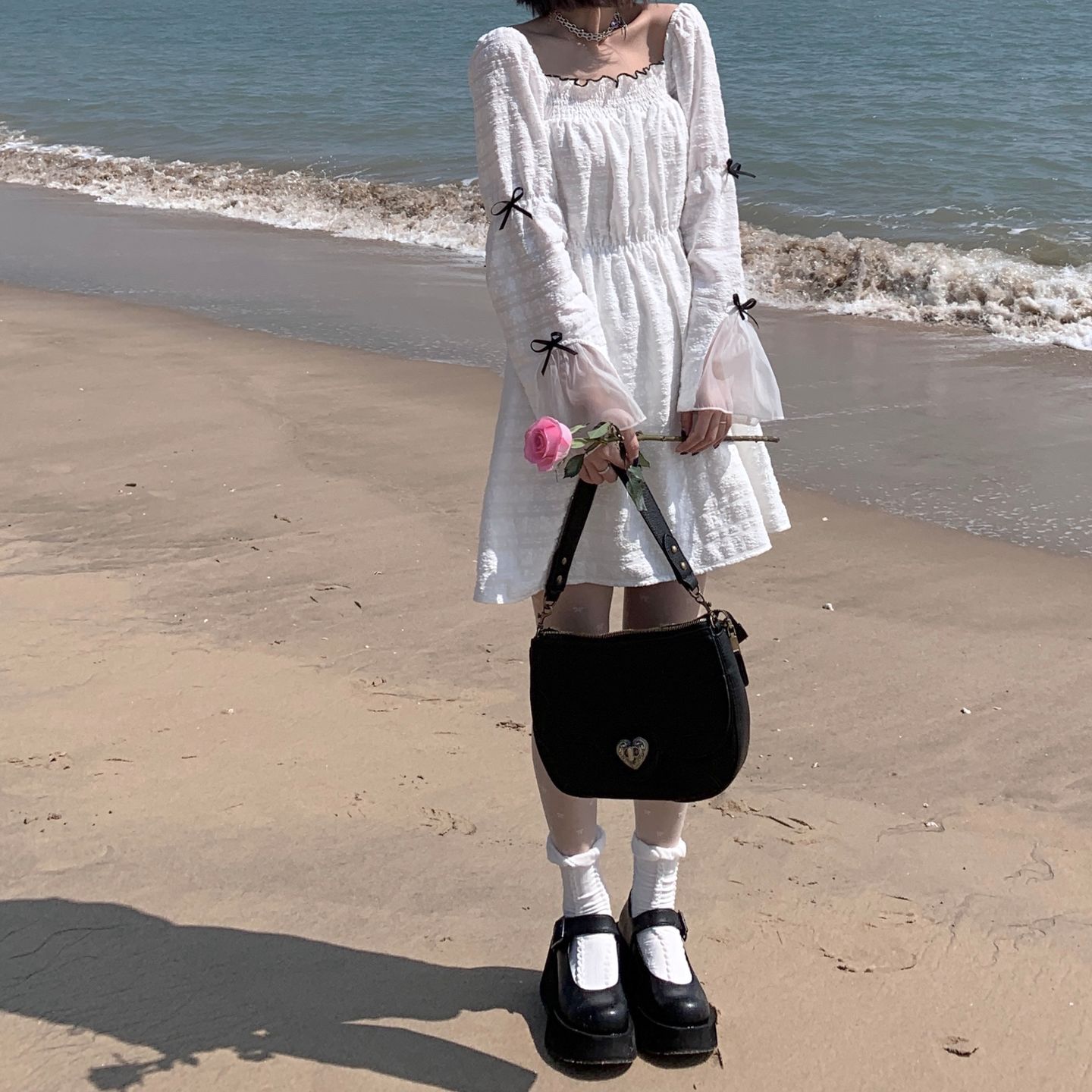 适合二十岁女生的轻奢品牌,适合年轻人的轻奢品牌