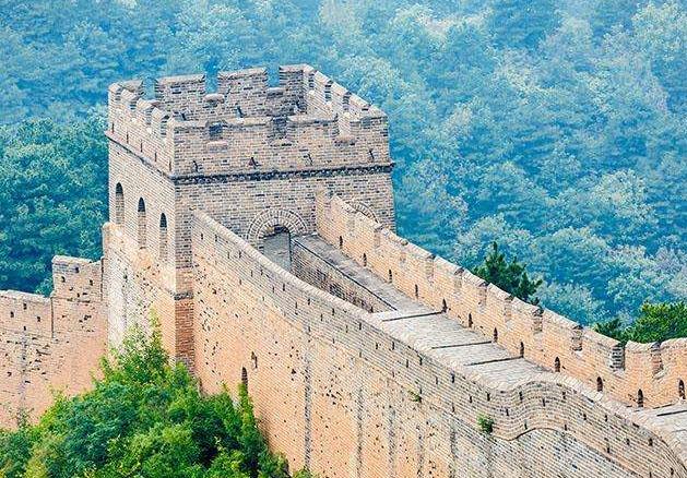 老外怀疑长城这么矮，有军事作用吗？专家：不仅有用，用处还很多