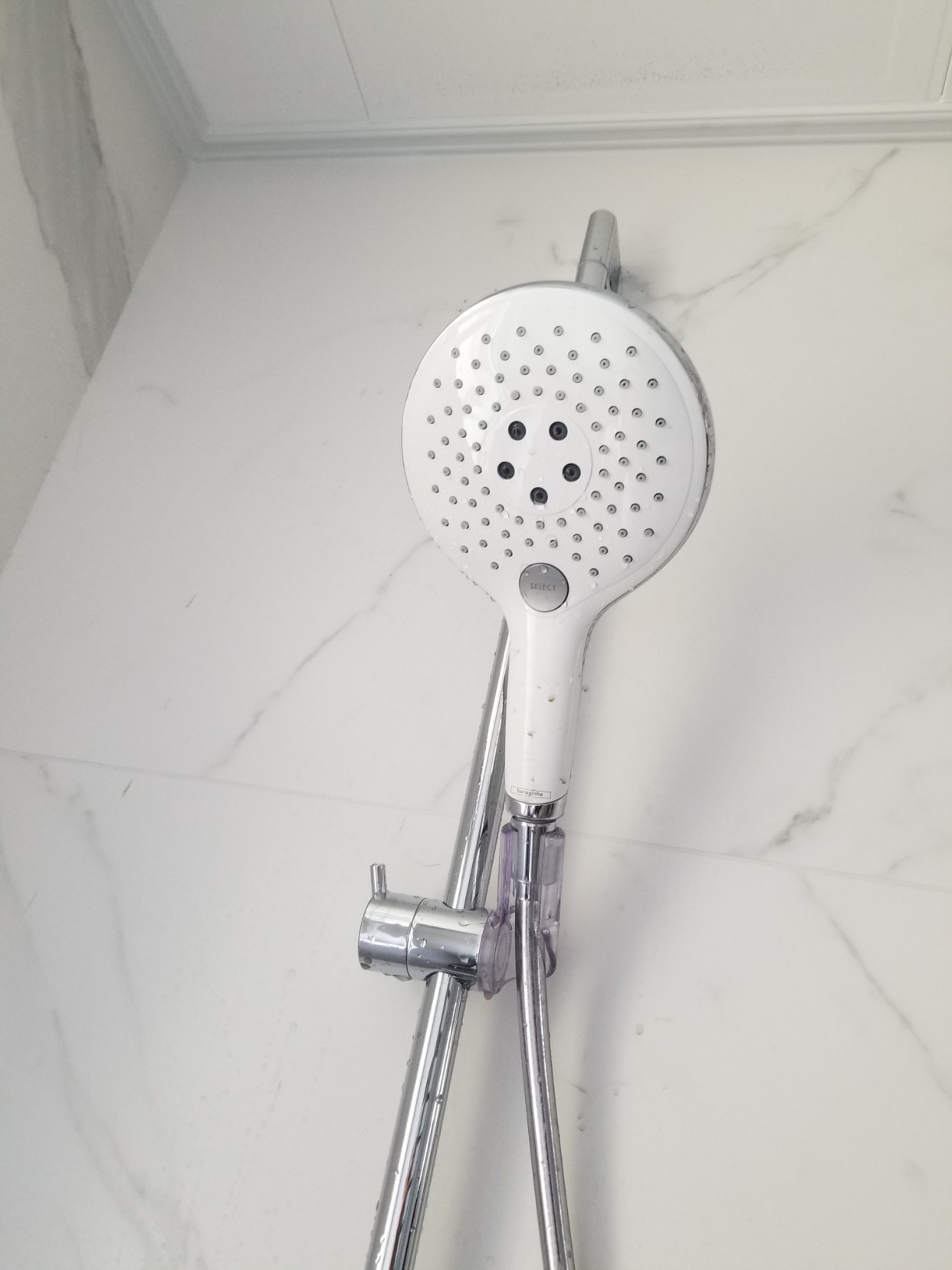 洗了十多年冷水澡,你都想象不到用久了的花洒有多脏