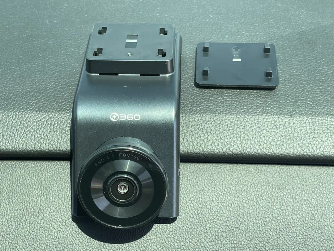 行车记录仪推荐四镜头,评测三款热销行车记录仪