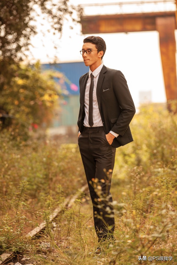 黄色调焦灼感的人像片，如何简单又快速的平衡色彩，变成中性色