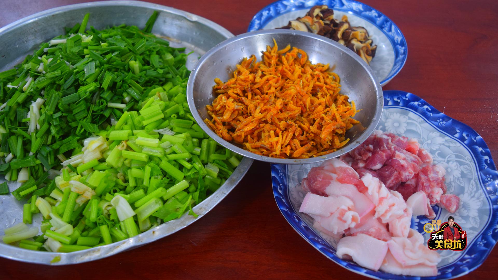 爱吃糯米饭的试试这做法，用料丰富做法简单，好吃耐饱，真馋人