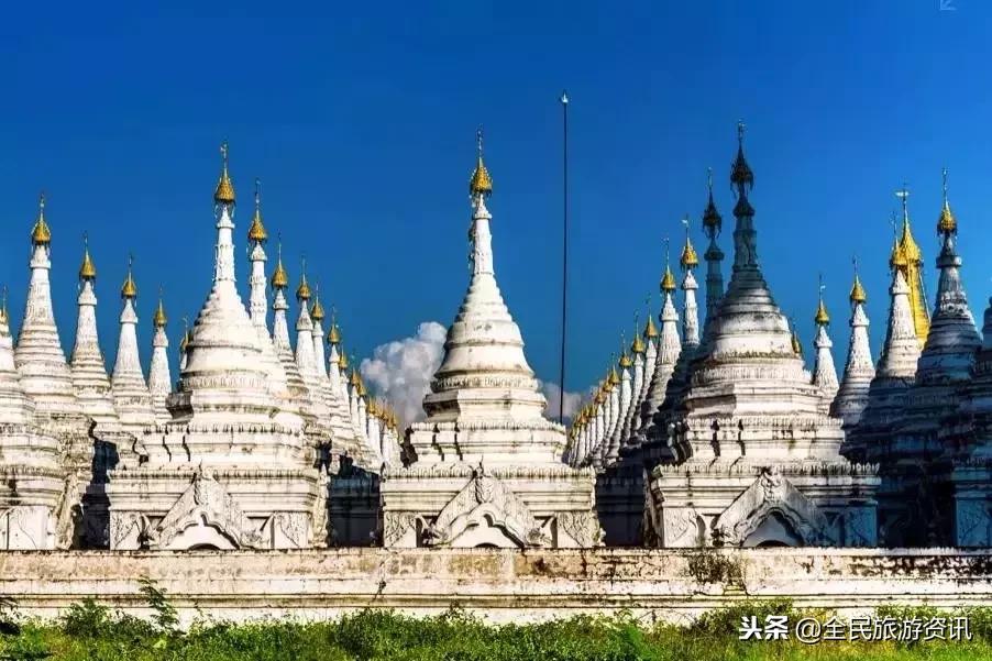 这个藏着绝美海滩和热气球的东南亚小国说走就走！