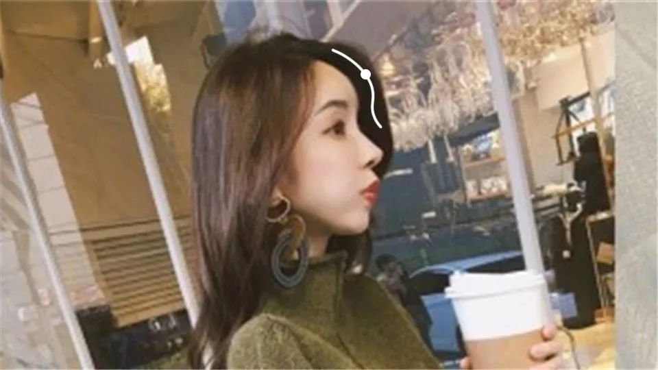 额头饱满跟不饱满一样吗,额头宽太阳穴饱满有什么说法