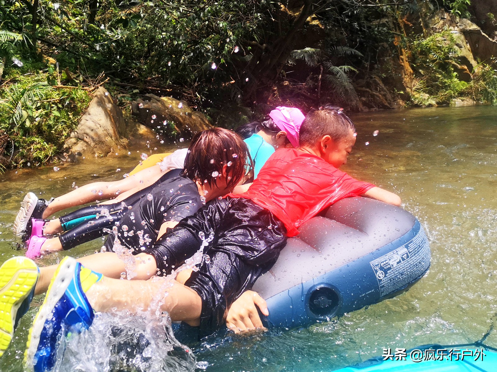 肇庆山溪戏水的地方,肇庆溪流亲子游