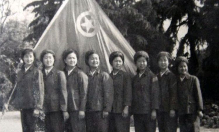 岁月不老我们不散全文,岁月不老我们不散什么意思