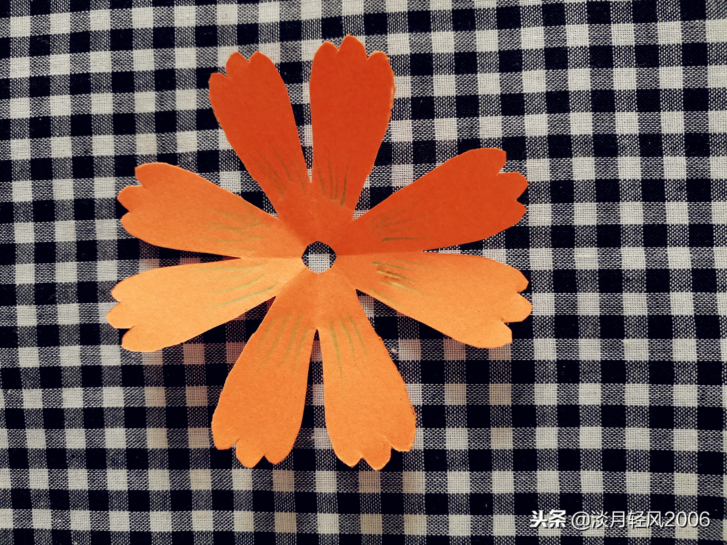 卡纸手工制作花朵最简单的做法,儿童卡纸手工制作花简单