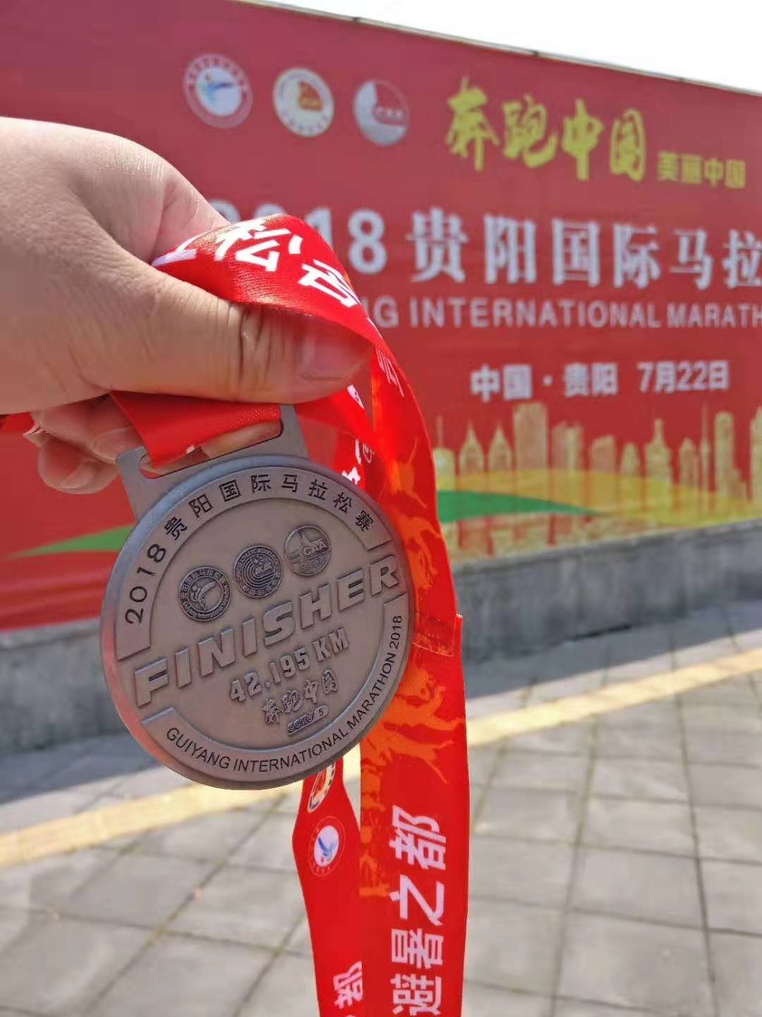 看一个设计师是如何收入百万,一个普通设计师