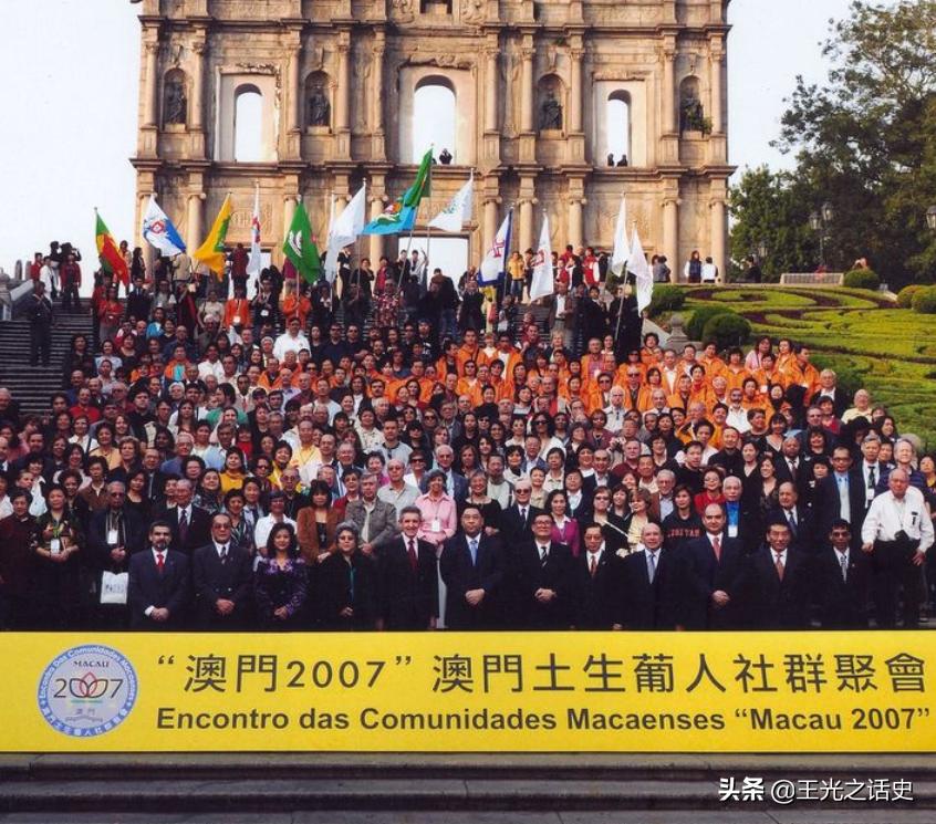 李嘉欣是汉族还是葡萄牙人,李嘉欣为什么是葡萄牙国籍