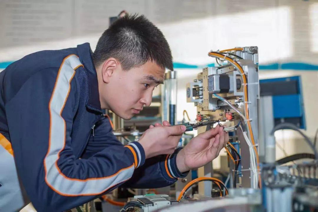 东西南北大学,西京学院更名西京大学最新消息