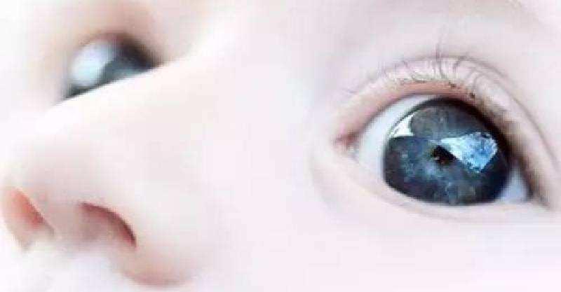 小孩眼睛受伤的最佳治疗时间,小孩眼睛受伤有小血点怎么消除