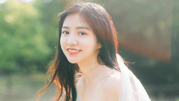 越爱你越和你保持距离的星座男,爱情里越爱越深的三大星座男