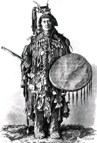 日本万物有灵是不是和萨满教很像,万物有灵讲的什么