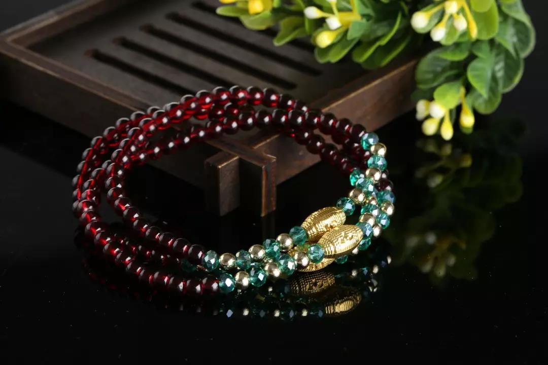 珠宝旺夫石图片,珠宝知识石榴石