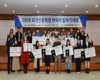 奋达职业学校和奋达厂是一回事吗,奋达职业技术学校与奋达关系