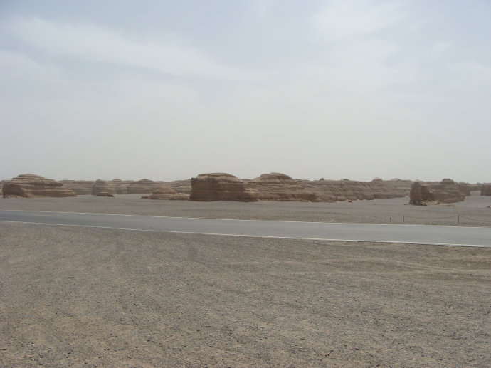 敦煌雅丹魔鬼城景观,大西北七彩丹霞地貌风景绝美震撼