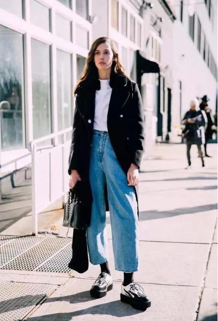 脚宽的人怎么选择鞋子,脚宽夏季穿鞋选择技巧