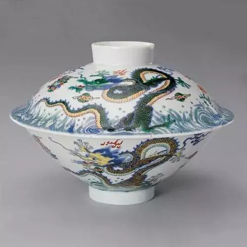 欧洲花了400年才山寨出中国瓷器，手段堪比谍战剧