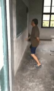 每日一笑看完你能不能忍住不笑,每日一笑看了让你笑