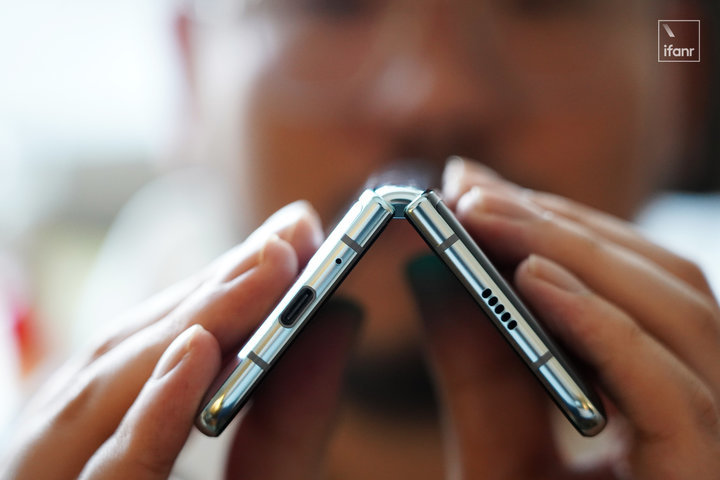 柔性卷轴屏,oppo柔性屏