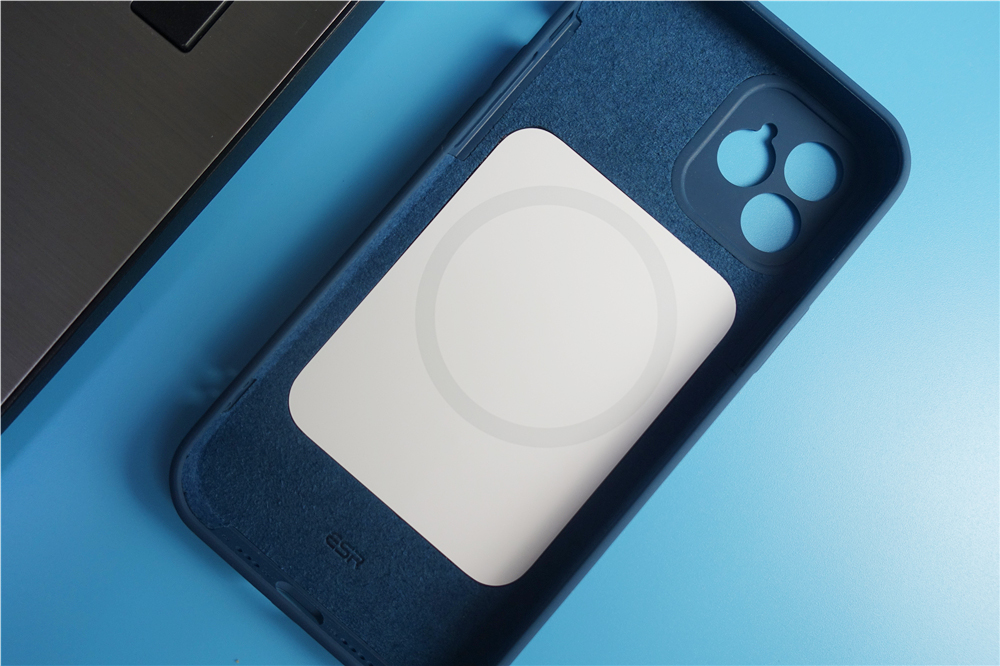 这手机壳太有安全感了,这手机壳一看就防摔