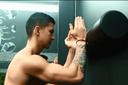 溜肩是斜方肌紧张嘛,如何改善肩胛骨和斜方肌